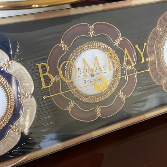 SET/3 FRAMES BOMBAY COMPANY Set of 3 Enameled Flower Frames, New in sealed box - Picture 8 of 12